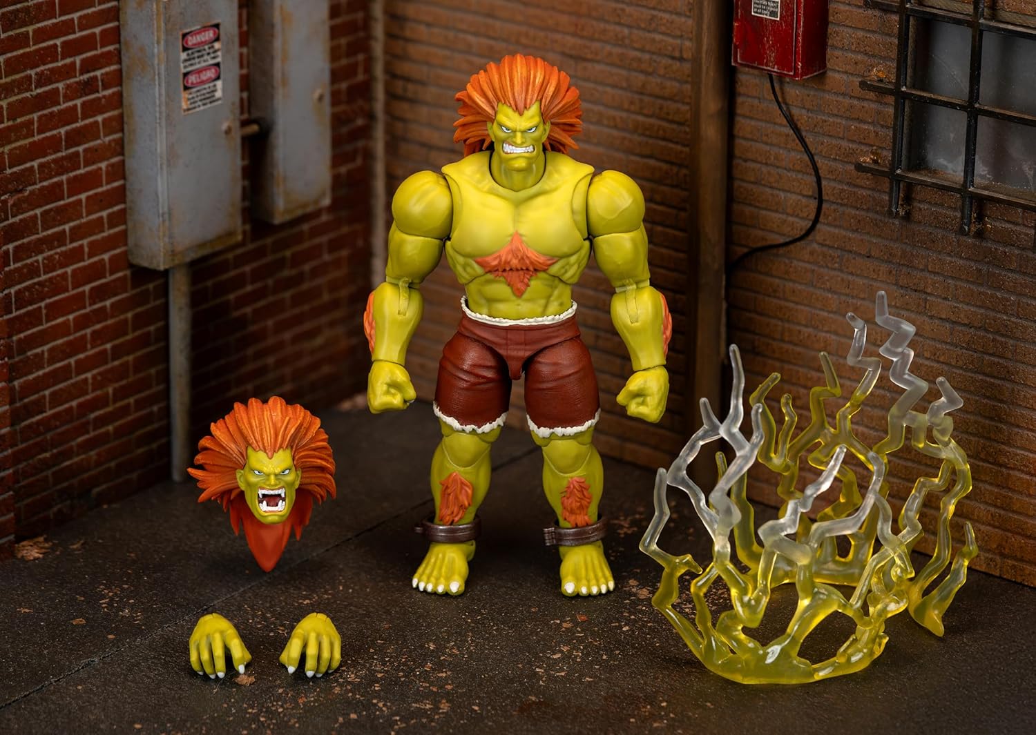 Jada Street Fighter II Blanka Deluxe Action Figure - 1:12 Scale, Highly Articulated, Interchangeable Hands & Head, Electric Thunder Accessory - 7" Tall, Video Game Collectible
